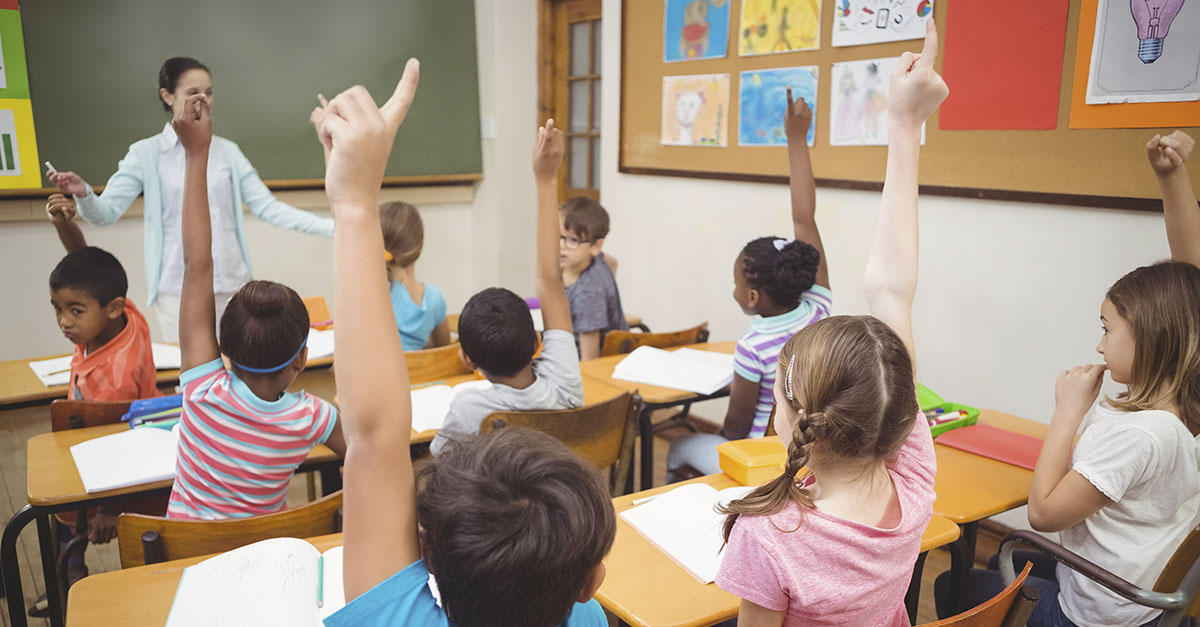 Elogiar os alunos em sala de aula faz com que eles tenham mais foco. | Suprevida